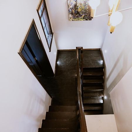 Shanghai Downtown Hills Boutique Guesthouse - Near Metro Line 7, Exit 3, Changping Road Room photo